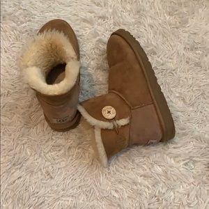 Ugg Mini Bailey Button Boots
